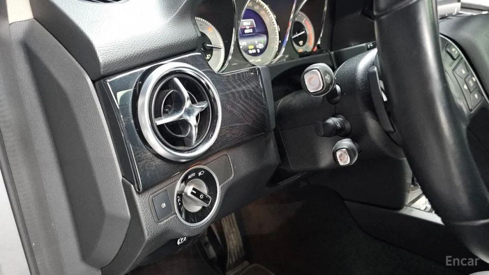 Mercedes-Benz GLK-Class