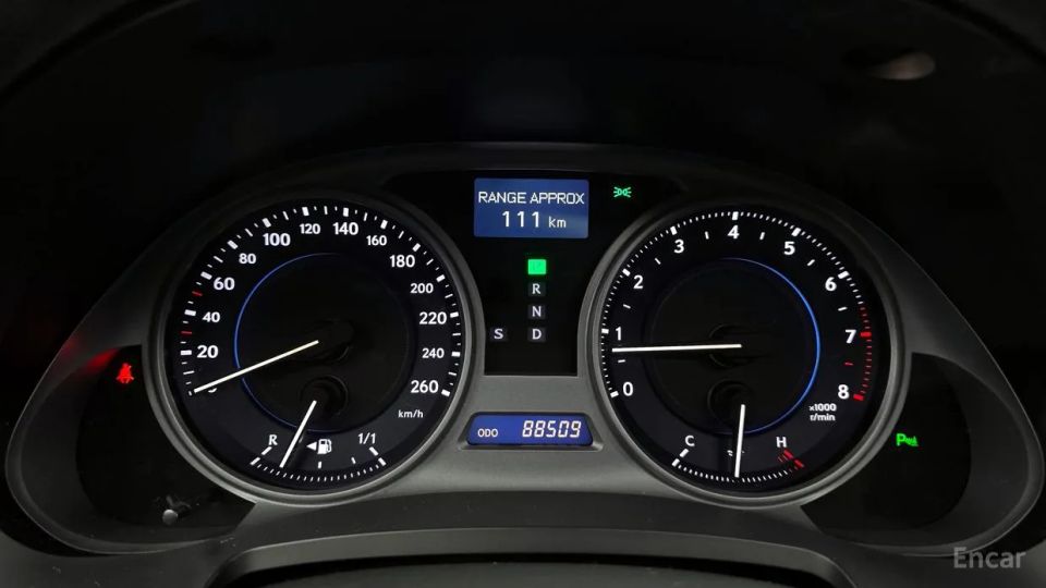 Lexus IS