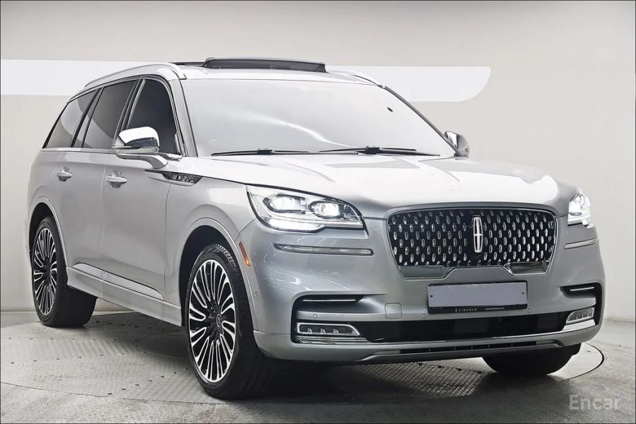 Lincoln Aviator