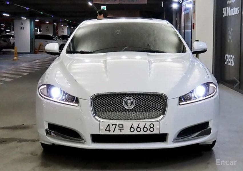 Jaguar xf