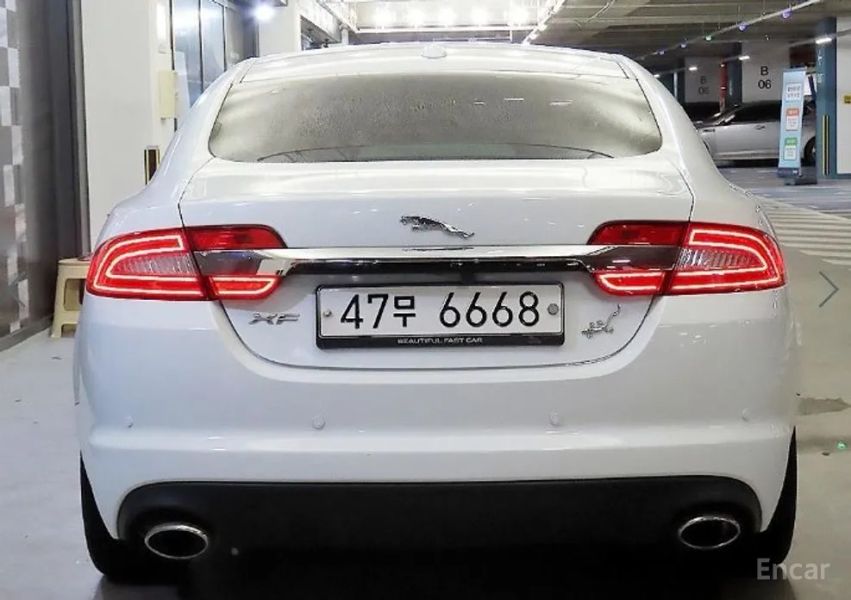 Jaguar xf