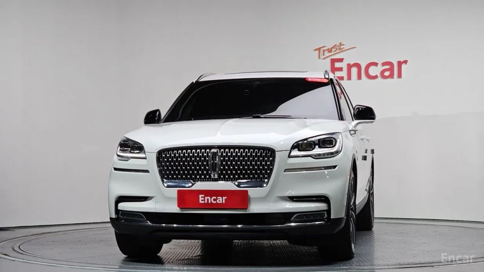 Lincoln Aviator
