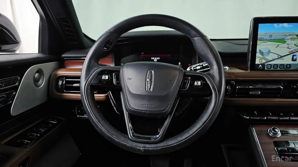 Lincoln Aviator