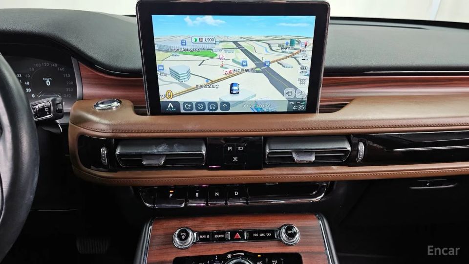 Lincoln Aviator