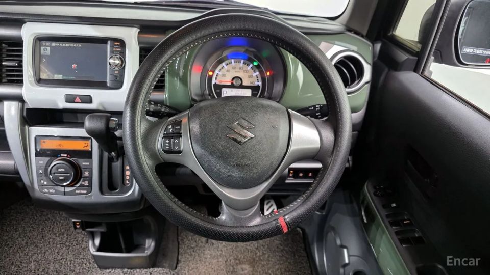 Suzuki HUSTLER