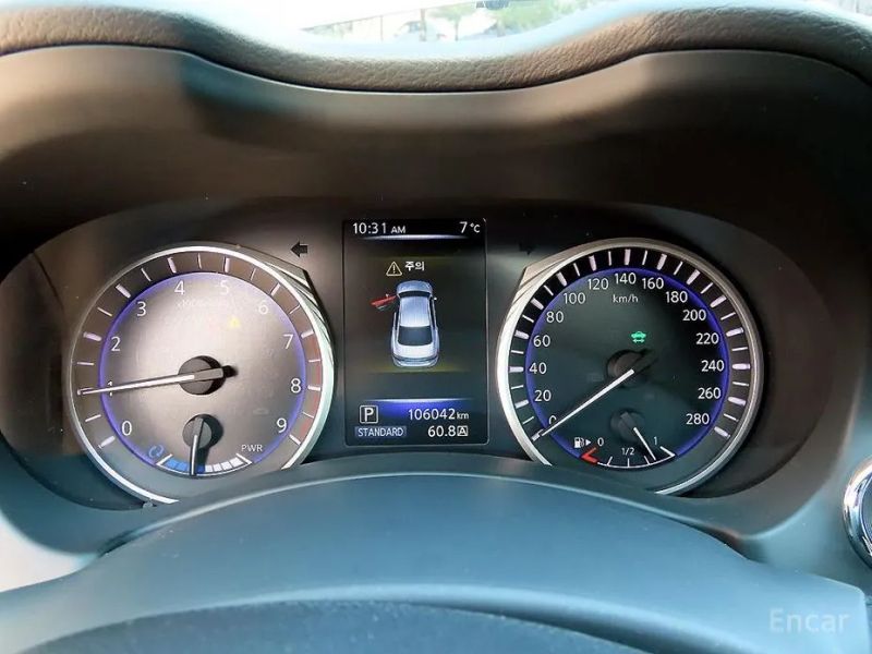Infiniti Q50