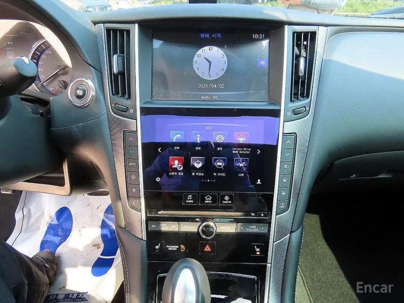 Infiniti Q50