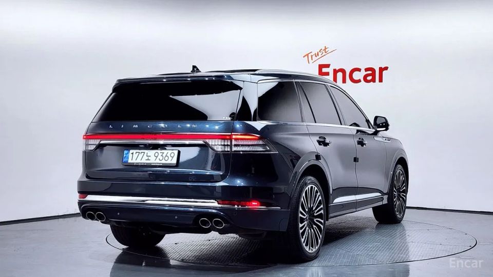 Lincoln Aviator