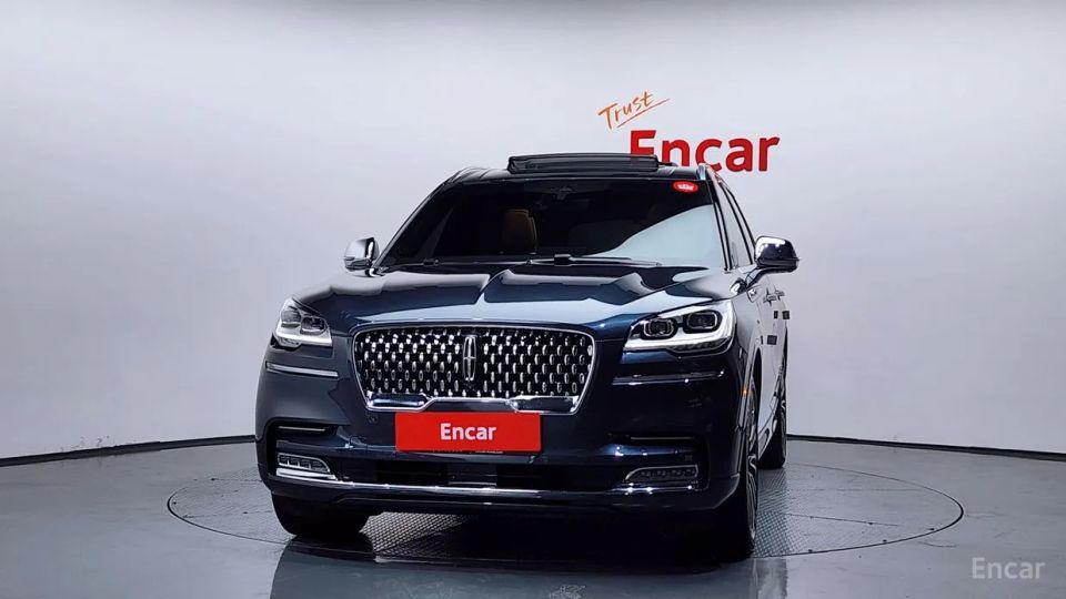 Lincoln Aviator