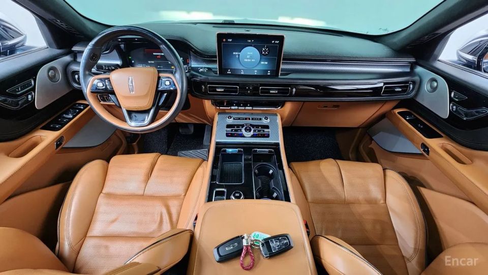 Lincoln Aviator