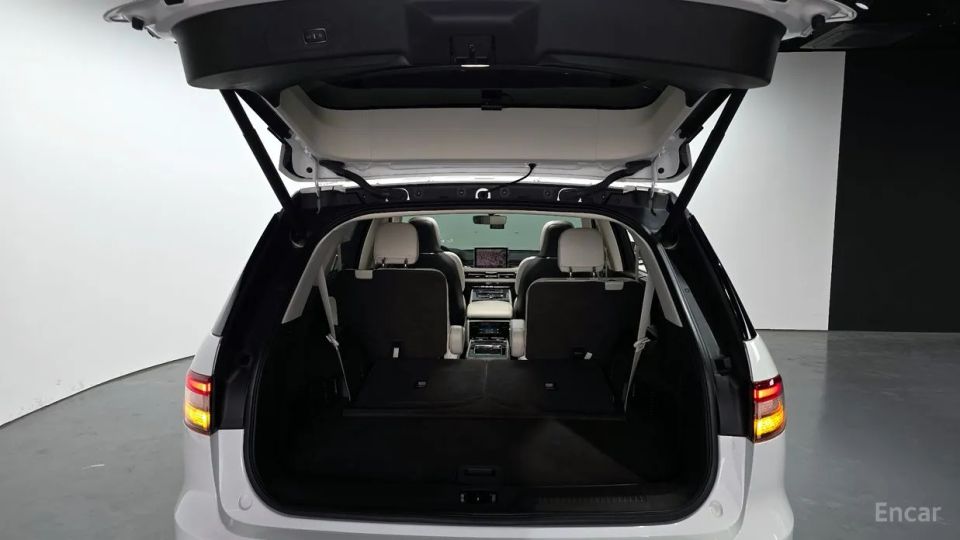 Lincoln Aviator