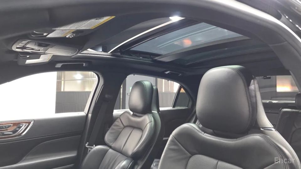 Lincoln Continental