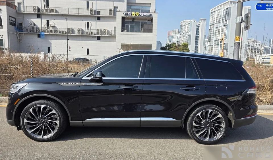 Lincoln Aviator