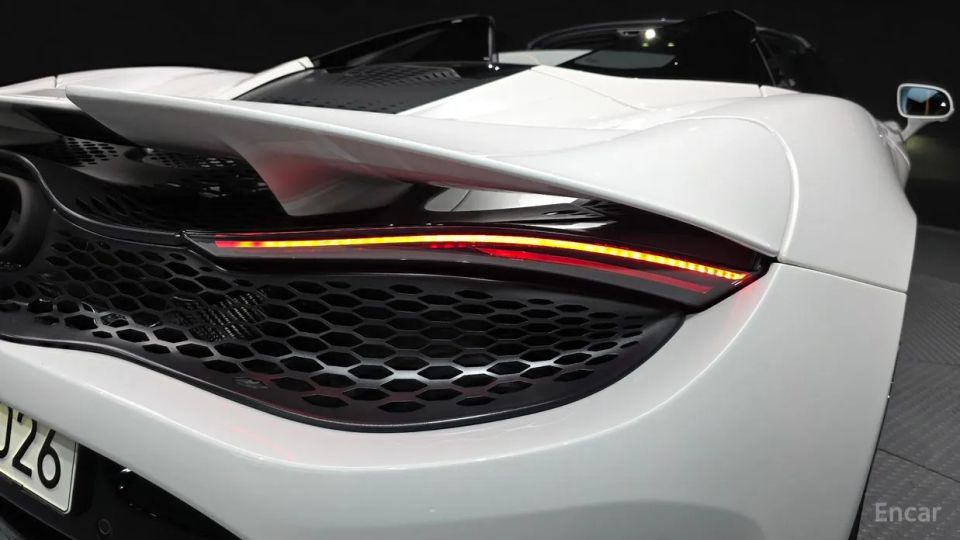 Mclaren 750S