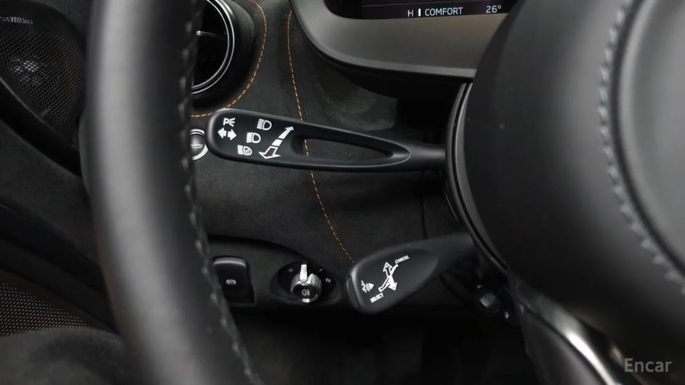 Mclaren 750S
