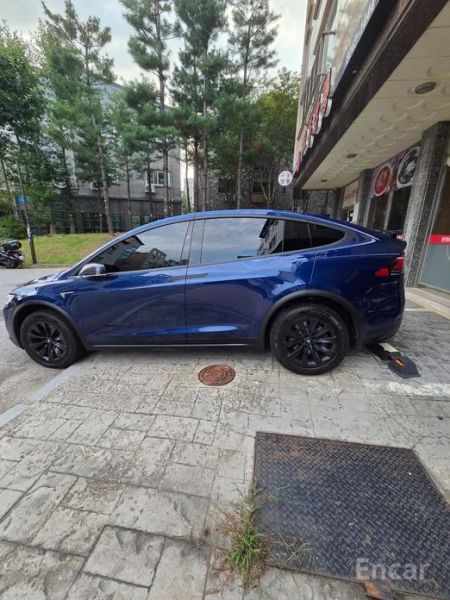 Tesla model-x
