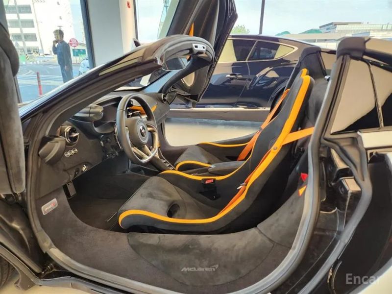 Mclaren 750S