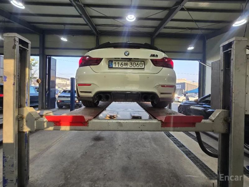 BMW M4