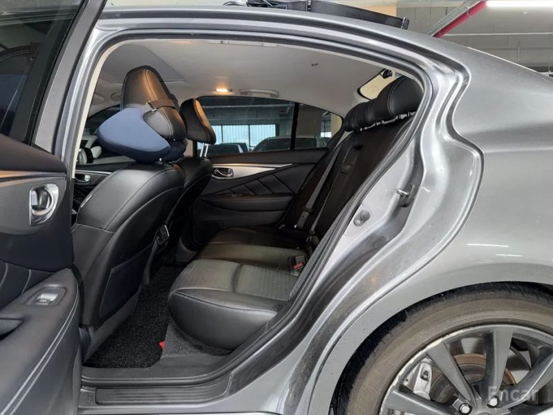 Infiniti Q50