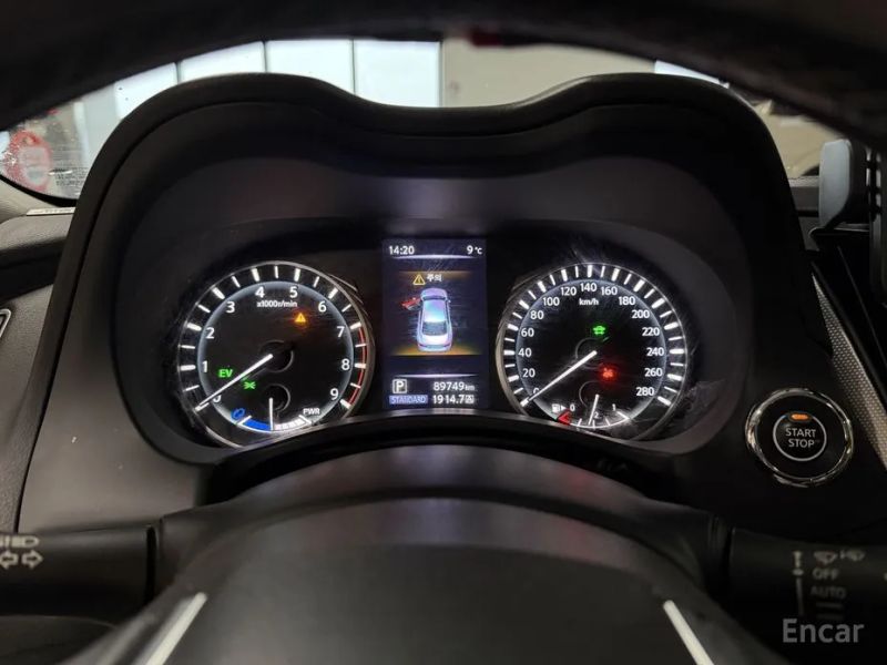 Infiniti Q50