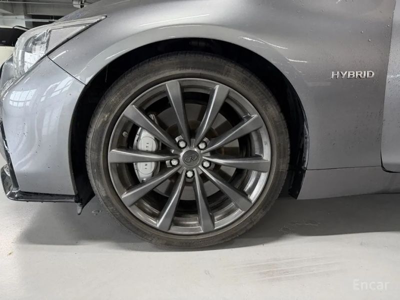Infiniti Q50