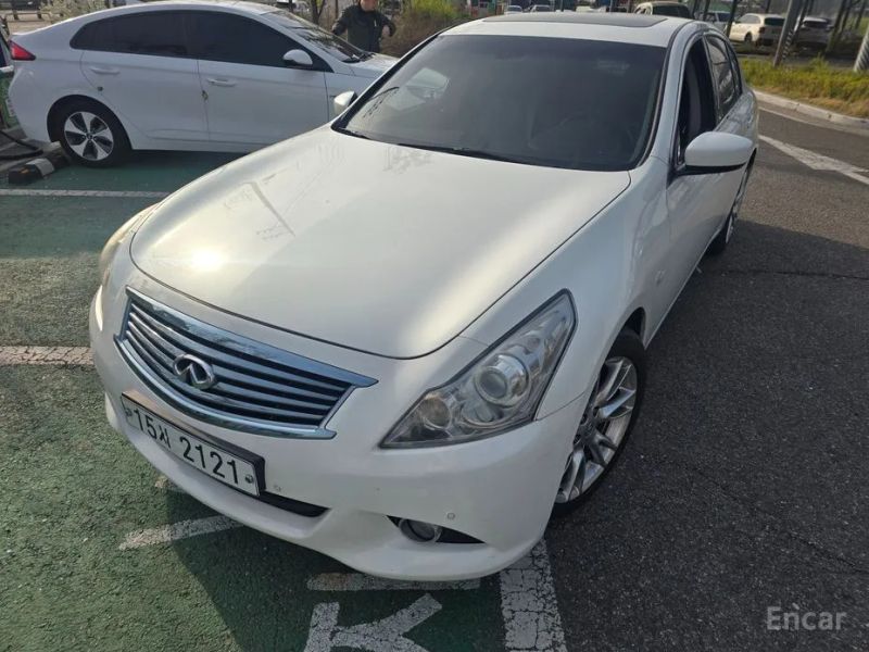 Infiniti G