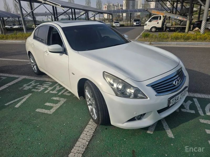 Infiniti G