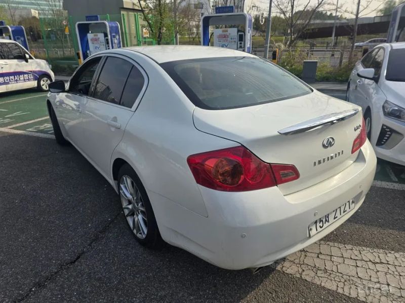 Infiniti G