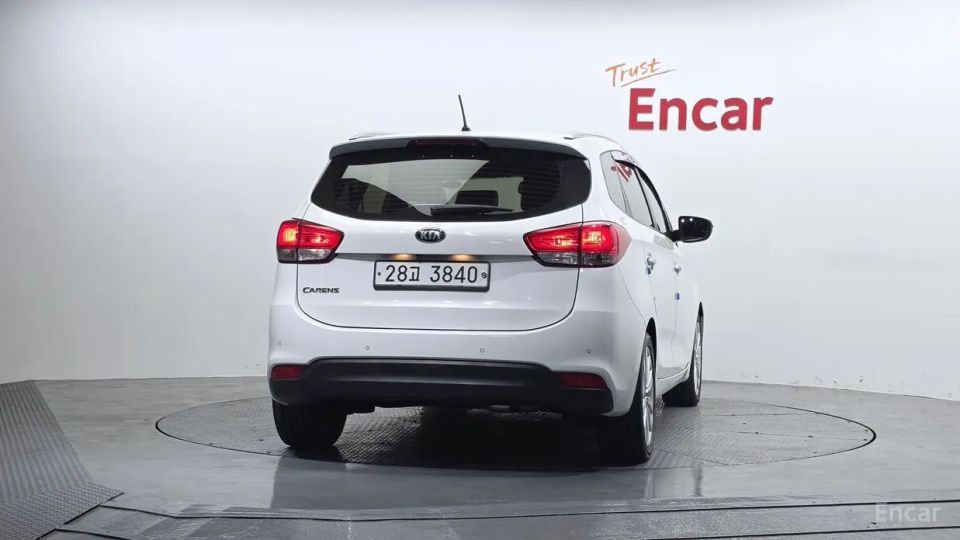Kia Carens