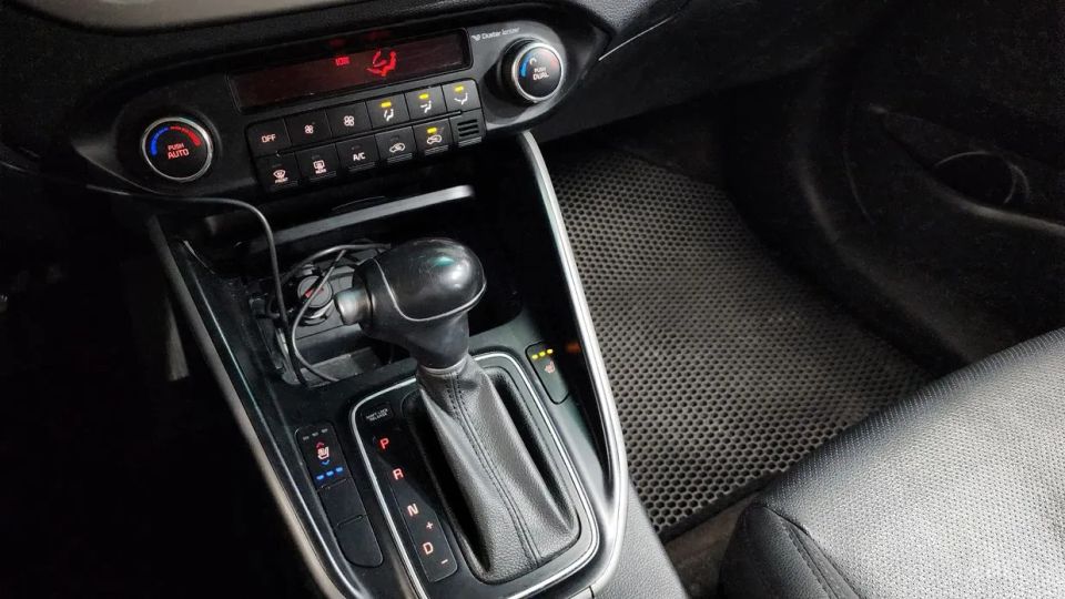 Kia Carens