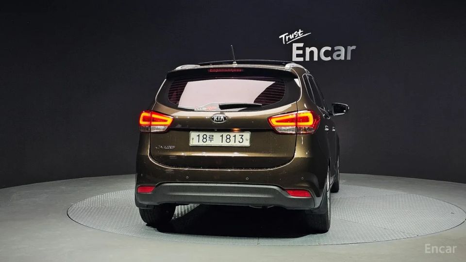 Kia Carens
