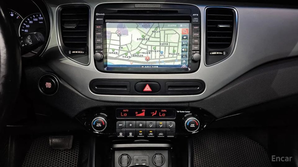Kia Carens
