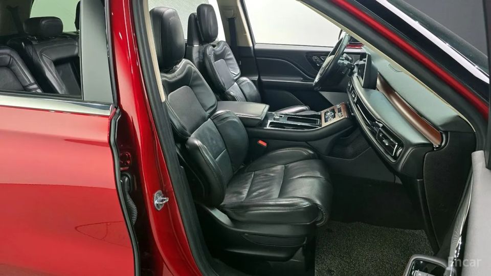 Lincoln Aviator
