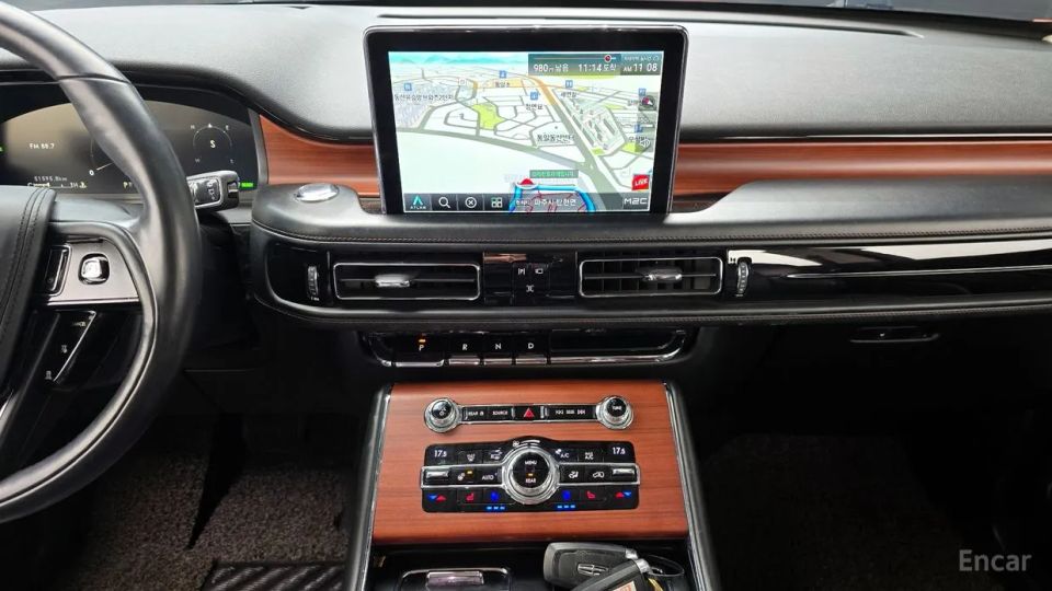Lincoln Aviator