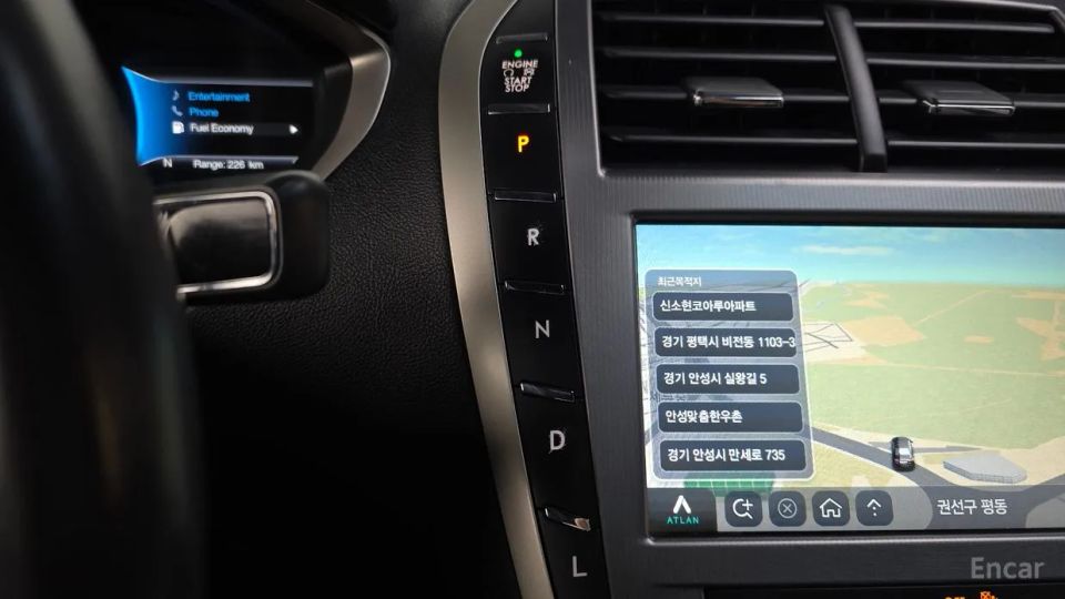 Lincoln MKZ