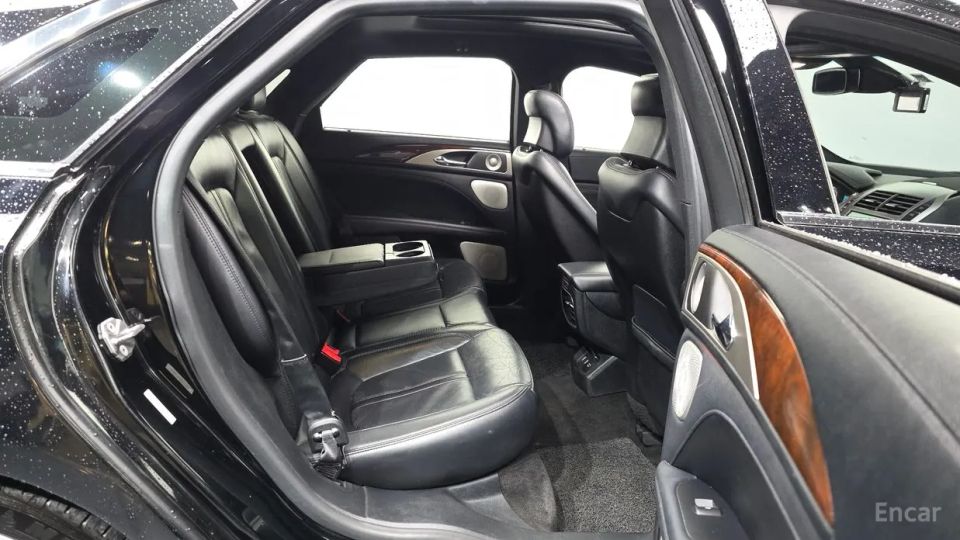 Lincoln MKZ