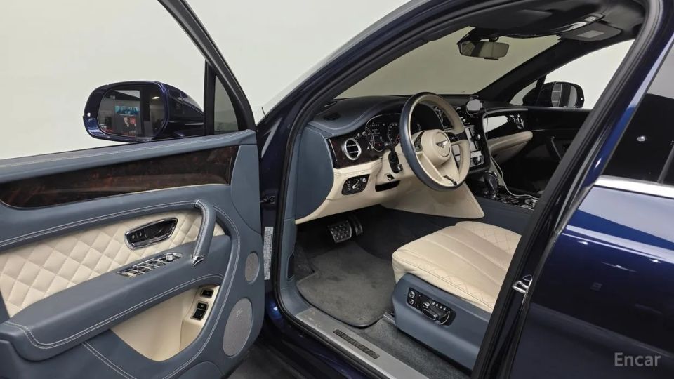 Bentley Bentayga