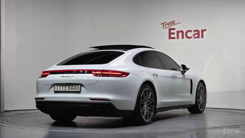 Porsche Panamera