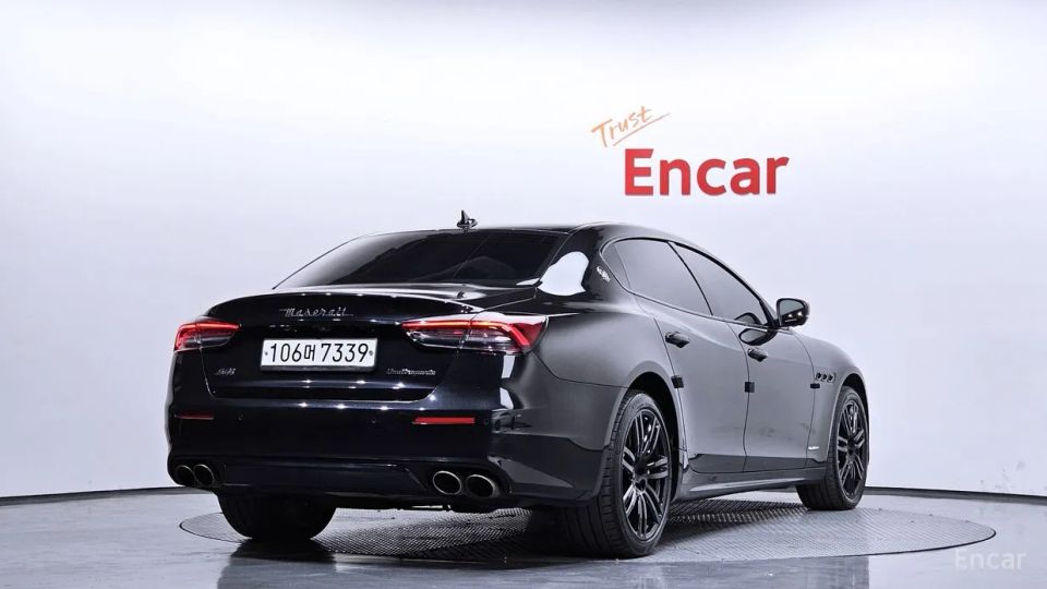 Maserati Quattroporte