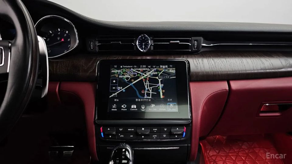 Maserati Quattroporte