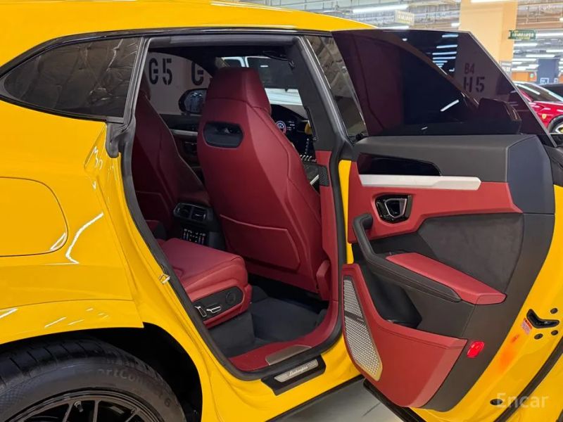 Lamborghini urus