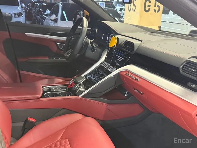 Lamborghini urus