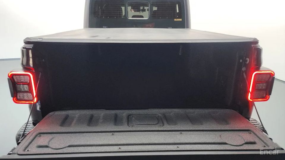 Jeep gladiator