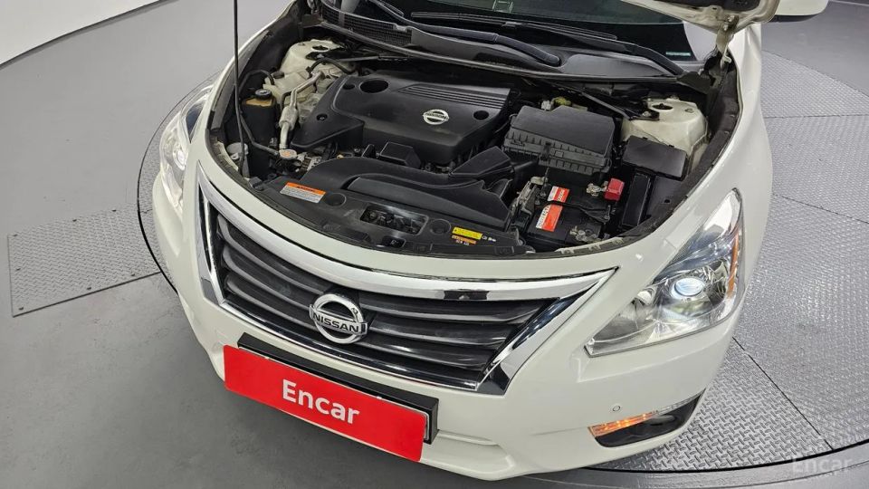 Nissan altima