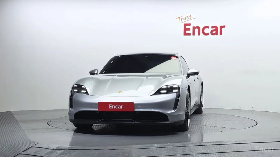 Porsche Taycan