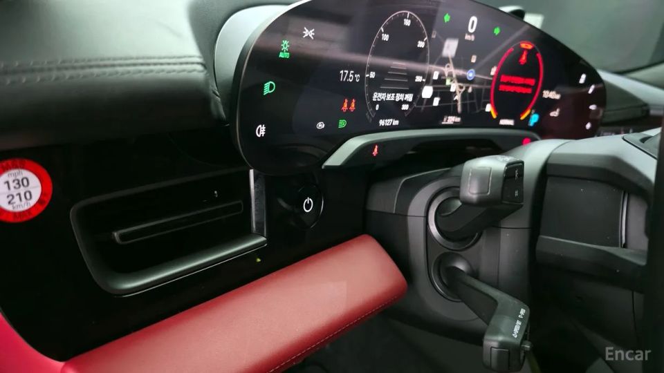 Porsche Taycan