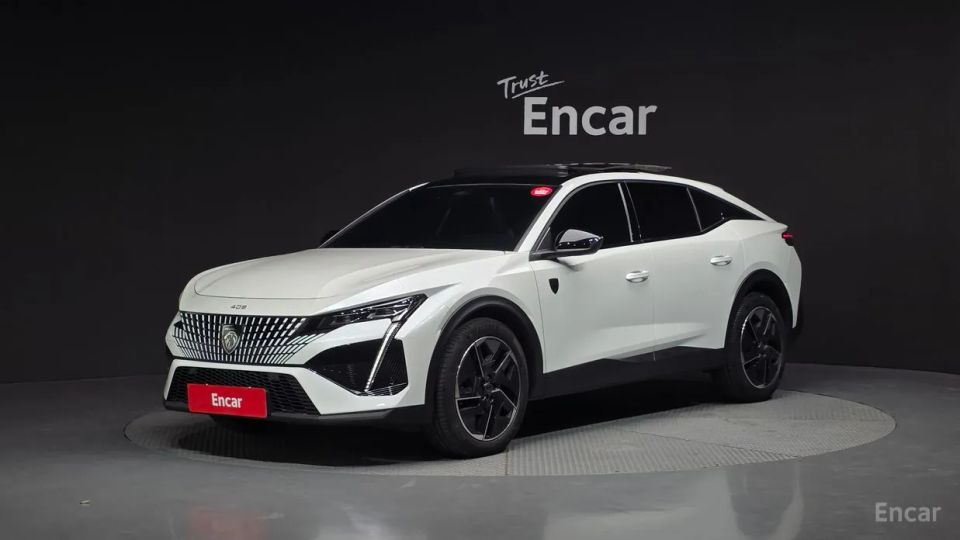 Peugeot 408