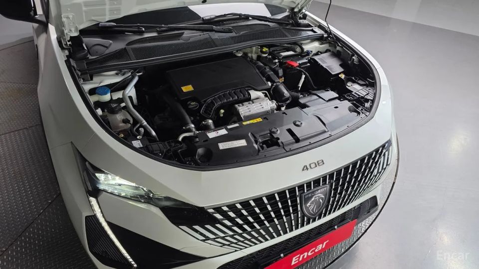 Peugeot 408