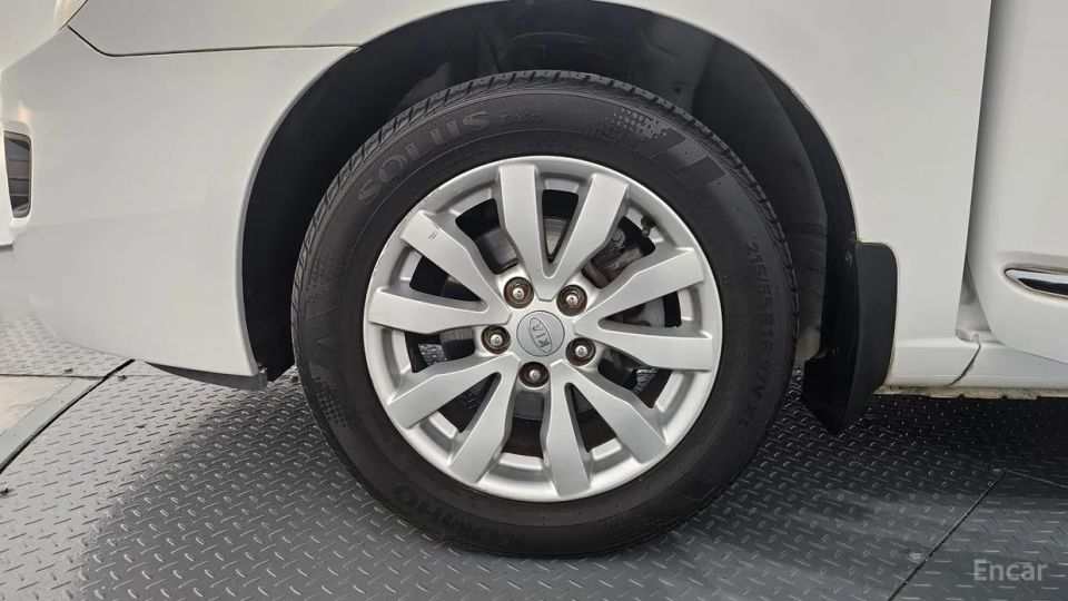Kia Carens