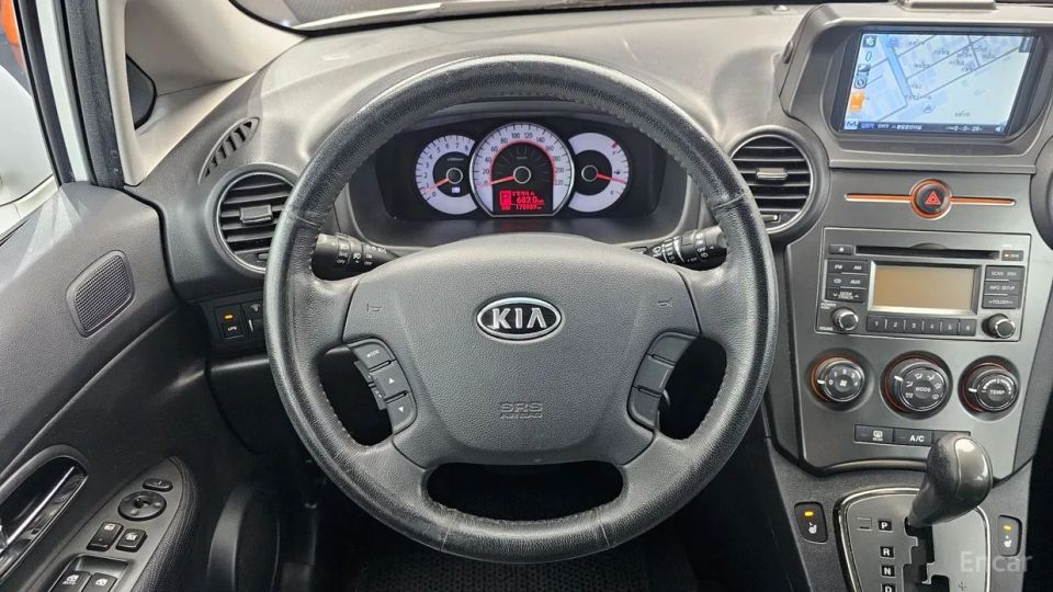 Kia Carens